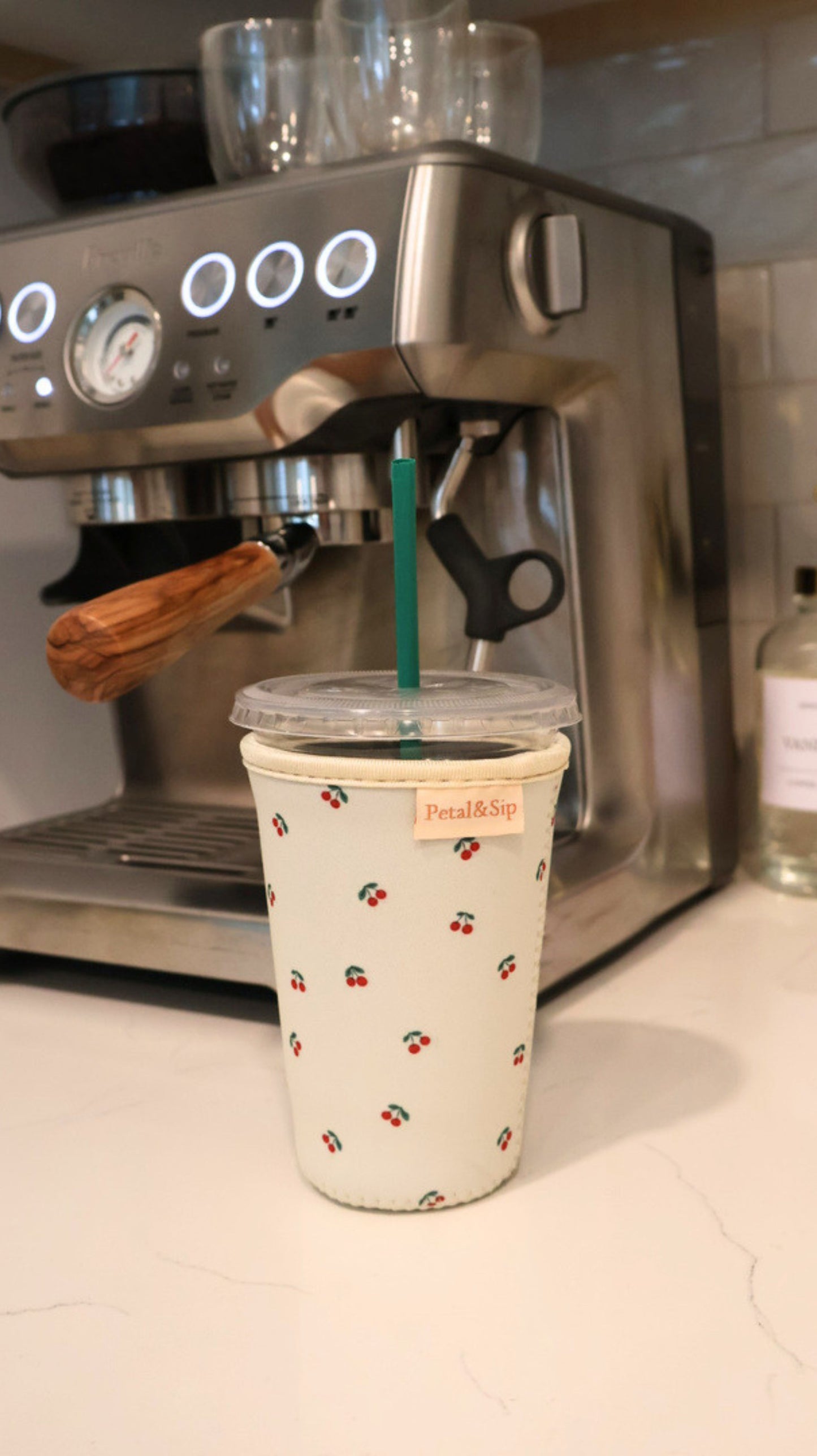 Iced Coffee Sleeve (Vintage Cherry)